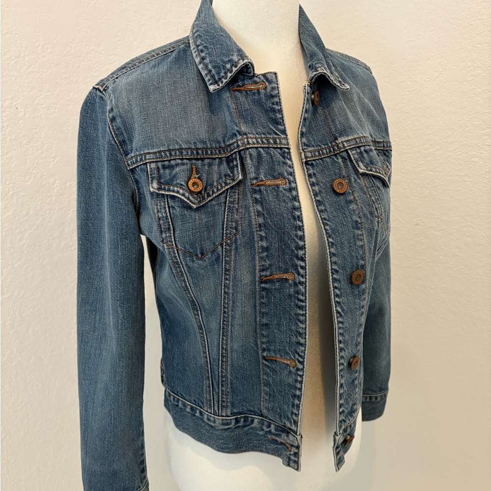 Gap Blue Jean Jacket Fitted Cropped - image 1